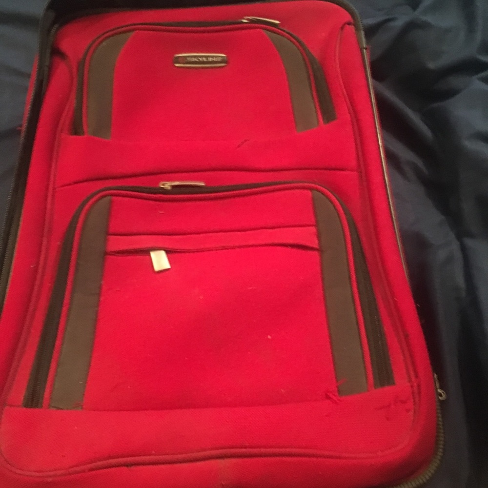 Skyline suitcase